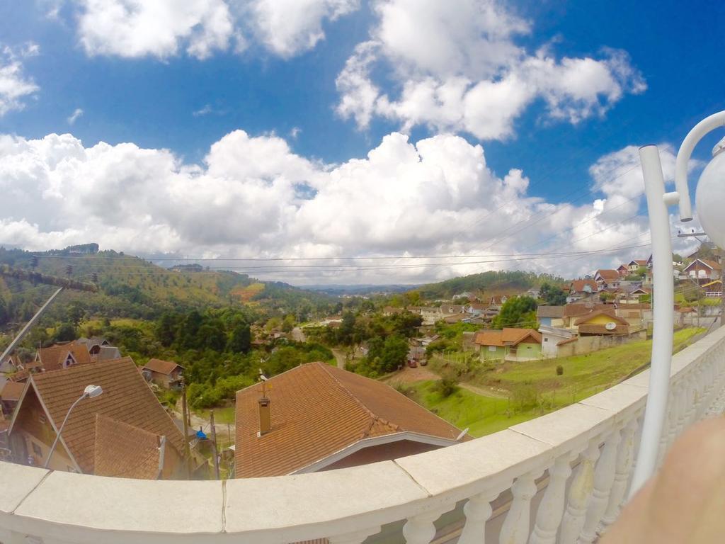 Pousada Das Rosas Campos do Jordão Esterno foto